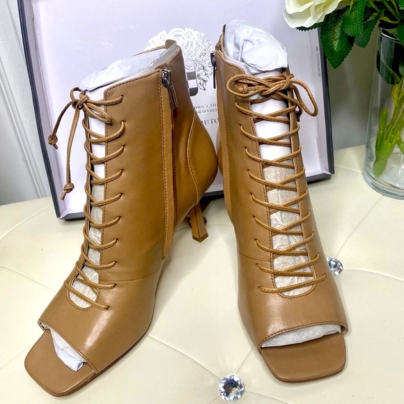 vince camuto eshilliy